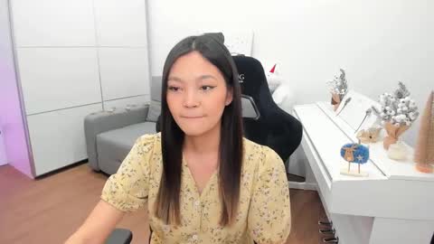 kim online show from 12.14.24