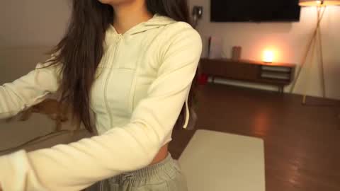 kim online show from 10.05.25