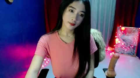 lovelypetite143 online show from 05.27.26