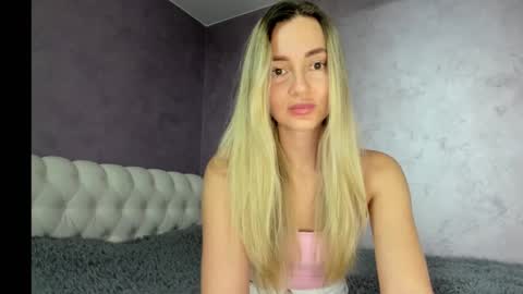 Lovely Rose online show from 11.07.25