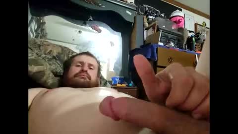 Snapshot of lovepussy98xb chatting on 10.14.25 lovepussy98xb online show from 10.14.25