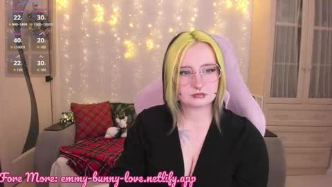 Snapshot of lover_emmy chatting on 01.09.26 Emmy online show from 01.09.26