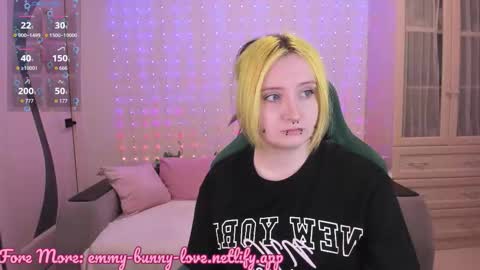 Snapshot of lover_emmy chatting on 02.03.26 Emmy online show from 02.03.26