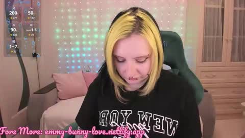 Snapshot of lover_emmy chatting on 02.05.26 Emmy online show from 02.05.26