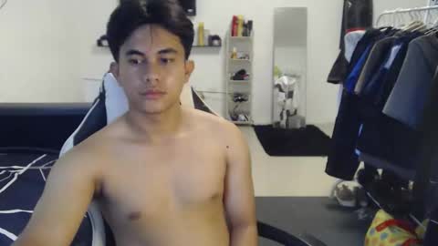 loverboyph04 online show from 01.19.26