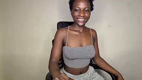 Snapshot of lovergirl2003 chatting on 01.28.25 Kate online show from 01.28.25