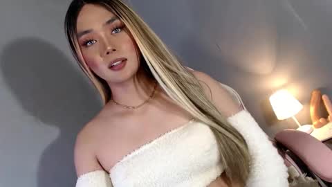 lovers moon22 online show from 01.06.25