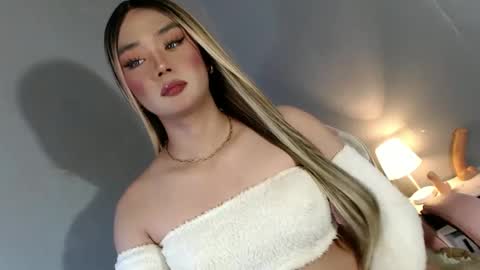 lovers moon22 online show from 01.20.25