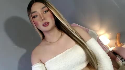 lovers moon22 online show from 01.23.25