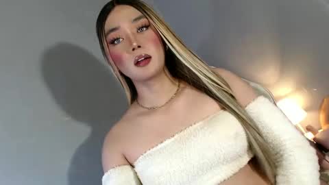 lovers moon22 online show from 01.28.25