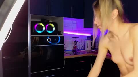 Kate OnFire online show from 10.07.25