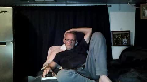 just here to have fun and cum online show from 09.26.25