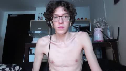 LovesomeCookie online show from 10.14.25