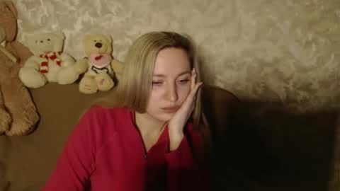 LovesRebecca online show from 01.28.25