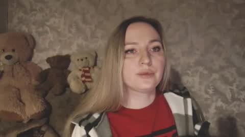 LovesRebecca online show from 10.30.25