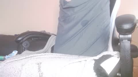 lovetobeused online show from 11.30.25