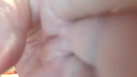 Lovetobeseen9 online show from 10.04.25