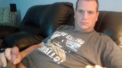 lovetocum37 online show from 10.29.25