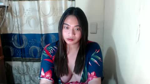 Snapshot of loveyoureign06 chatting on 02.19.25 Ryn online show from 02.19.25