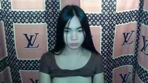 loving_rhean online show from 11.22.25