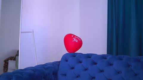 Nora online show from 02.24.25