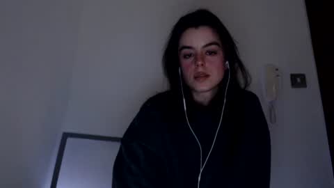 Snapshot of luana789 chatting on 12.17.24 luana online show from 12.17.24