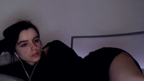 Snapshot of luana789 chatting on 01.12.25 luana online show from 01.12.25