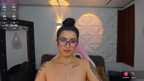Luana online show from 02.15.25