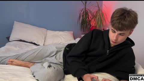 lucacharm online show from 04.03.26