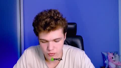 Snapshot of lucas_long_ chatting on 09.24.25 lucas_long_ online show from 09.24.25