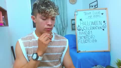 Lucas Luxx online show from 10.29.25