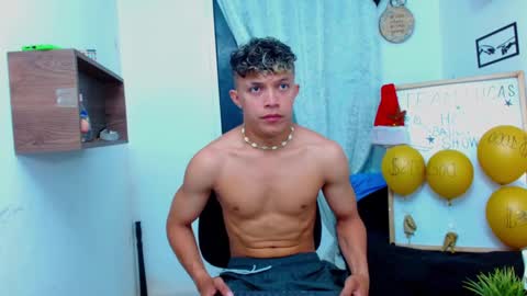 Lucas Luxx online show from 12.22.25