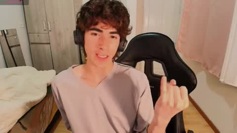lucas_xo online show from 09.13.25