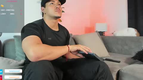 LUCA SANTOS online show from 02.12.25