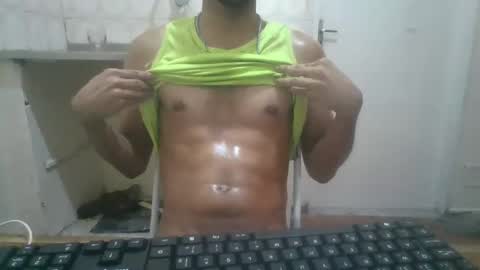 Snapshot of lucascarv chatting on 10.27.25 lucascarv online show from 10.27.25