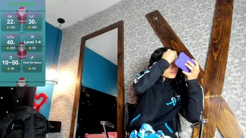 MIA HOT online show from 01.10.25