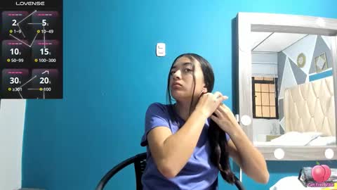 MIA HOT online show from 10.10.25