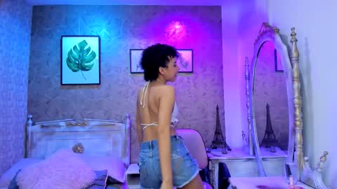 Lucla online show from 10.28.25