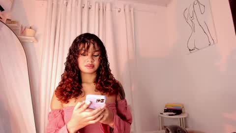 Lucia online show from 01.06.25