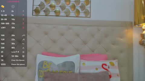 Snapshot of lucia_lorenz chatting on 02.10.26 lucia_lorenz online show from 02.10.26