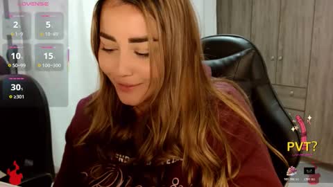 lucia star  online show from 12.20.25