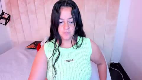 Snapshot of lucia_vonne chatting on 09.13.25 Lucia Vonne online show from 09.13.25