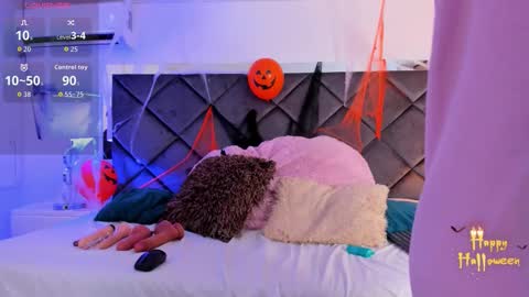 Lucia online show from 10.29.25