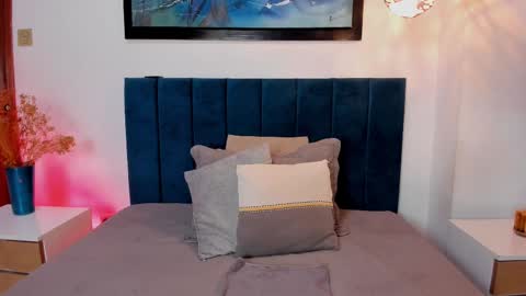 LuciaFerrero online show from 09.18.25