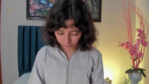 LuciaFerrero online show from 10.01.25