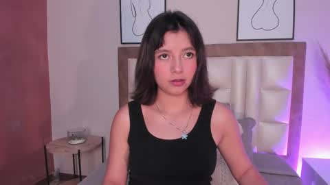 LuciaFerrero online show from 10.08.25