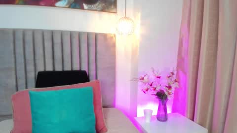 LuciaFerrero online show from 10.10.25