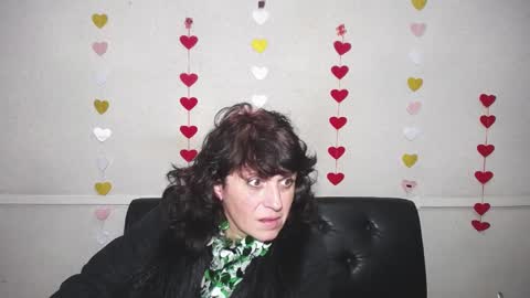 LuciaMi online show from 12.08.24