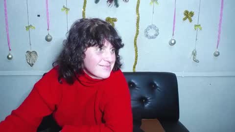 LuciaMi online show from 12.27.24