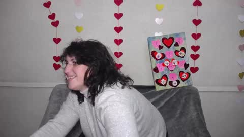 LuciaMi online show from 02.13.25